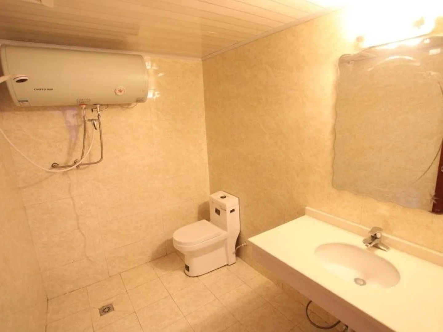 Jiuzhaigou Self Tour Youth Hostel