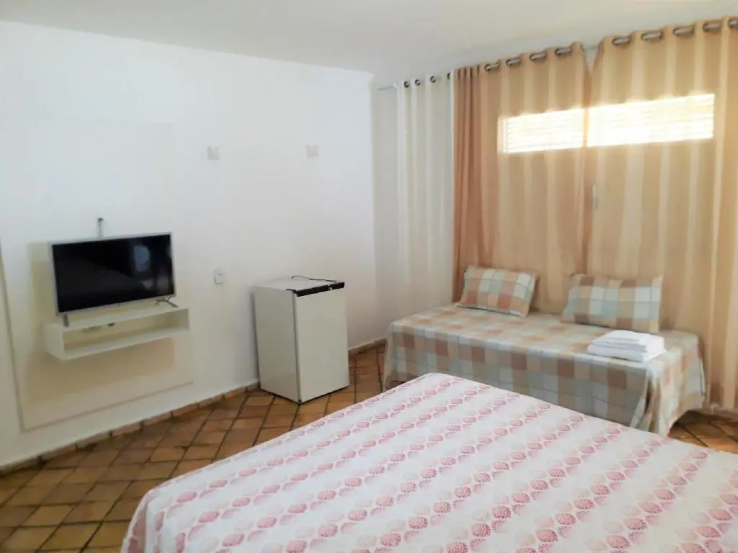 Pousada Girassol Genipabú