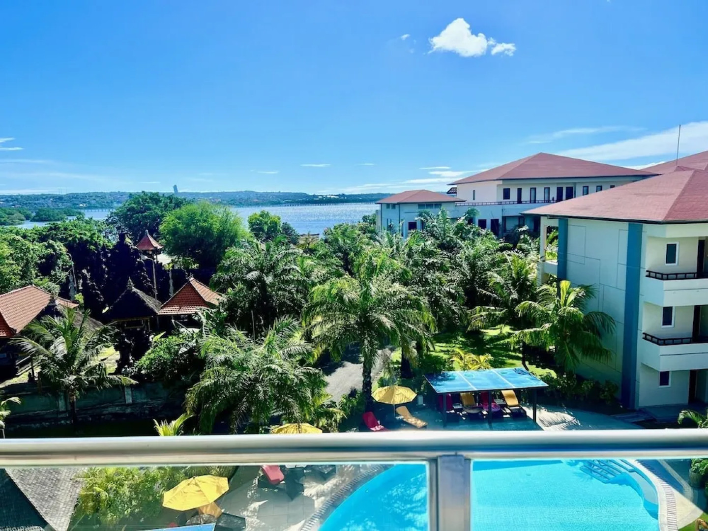 The Bay Sunflower Apartment