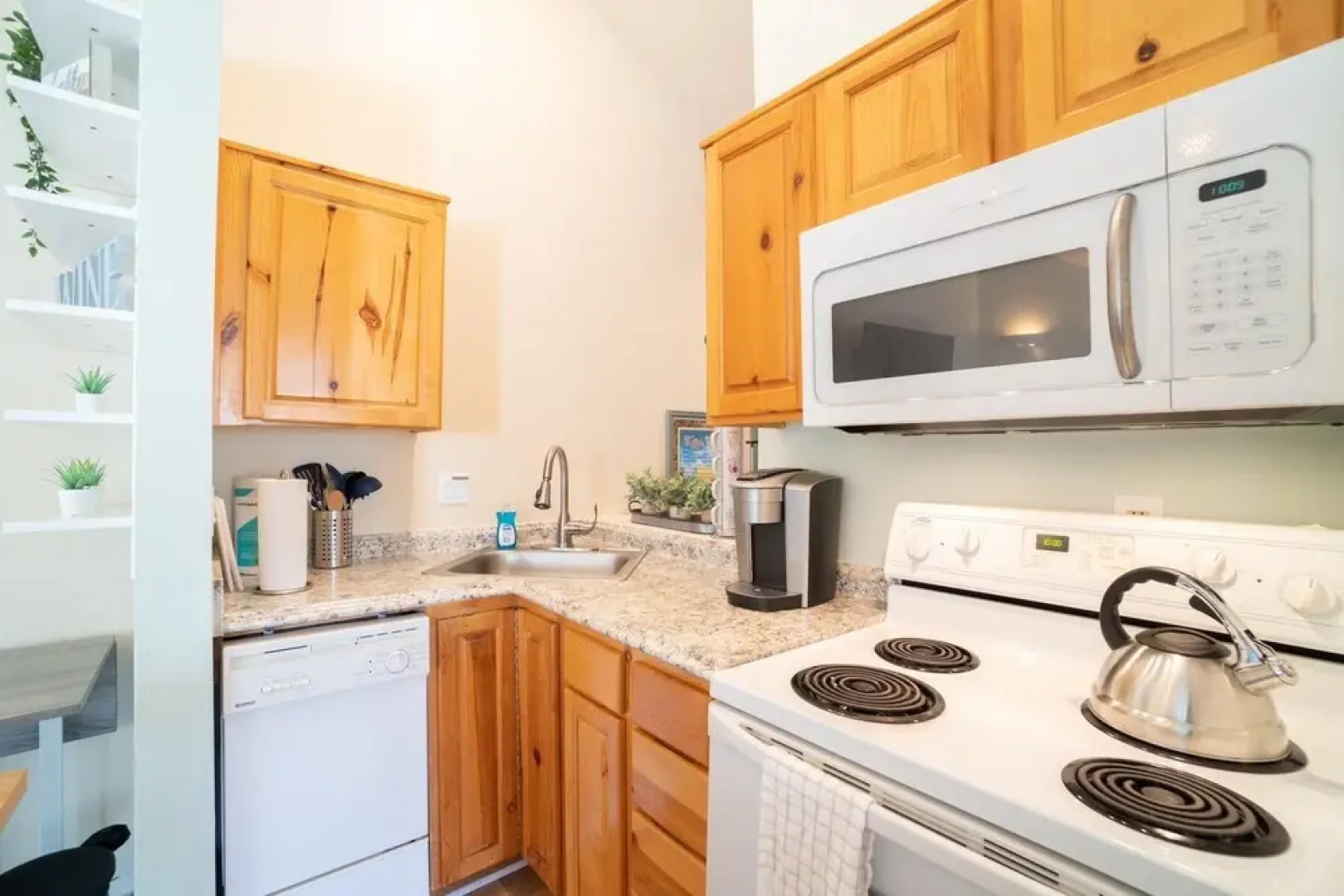 Tolovana Sands 3 Br condo by RedAwning