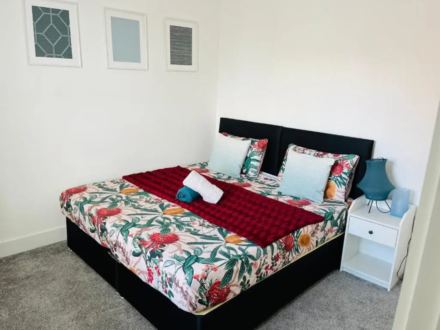 Modern Apartment, Castle View Rochester, England