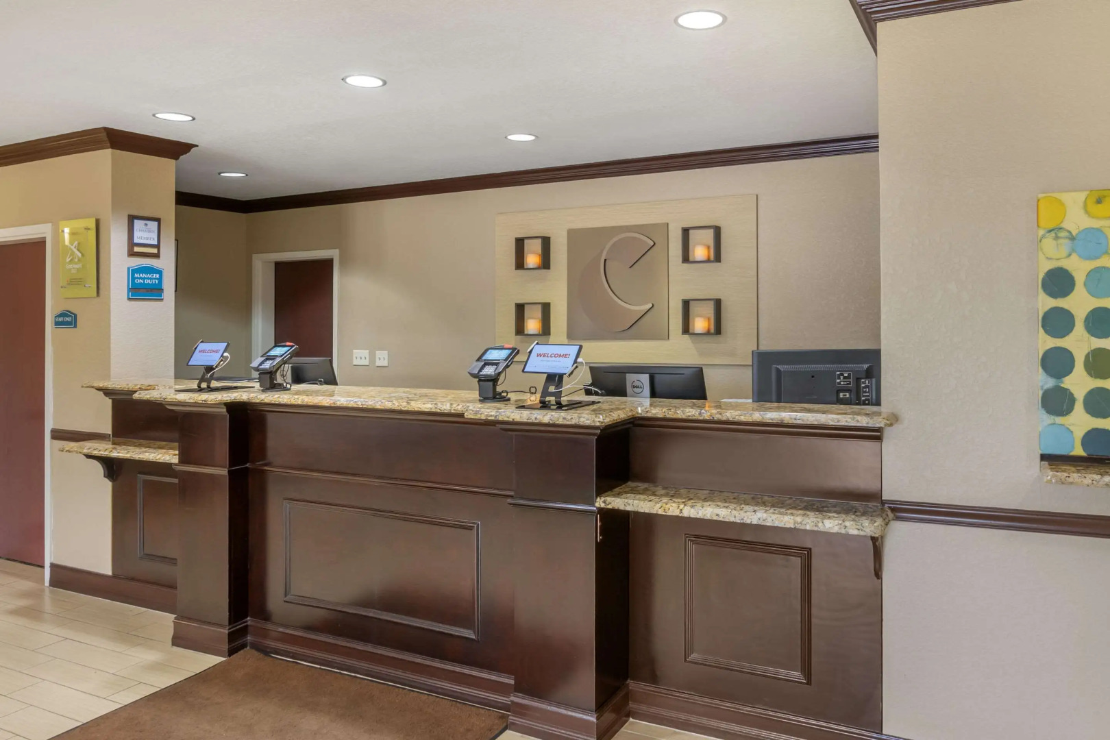 Comfort Inn & Suites Northeast - Gateway