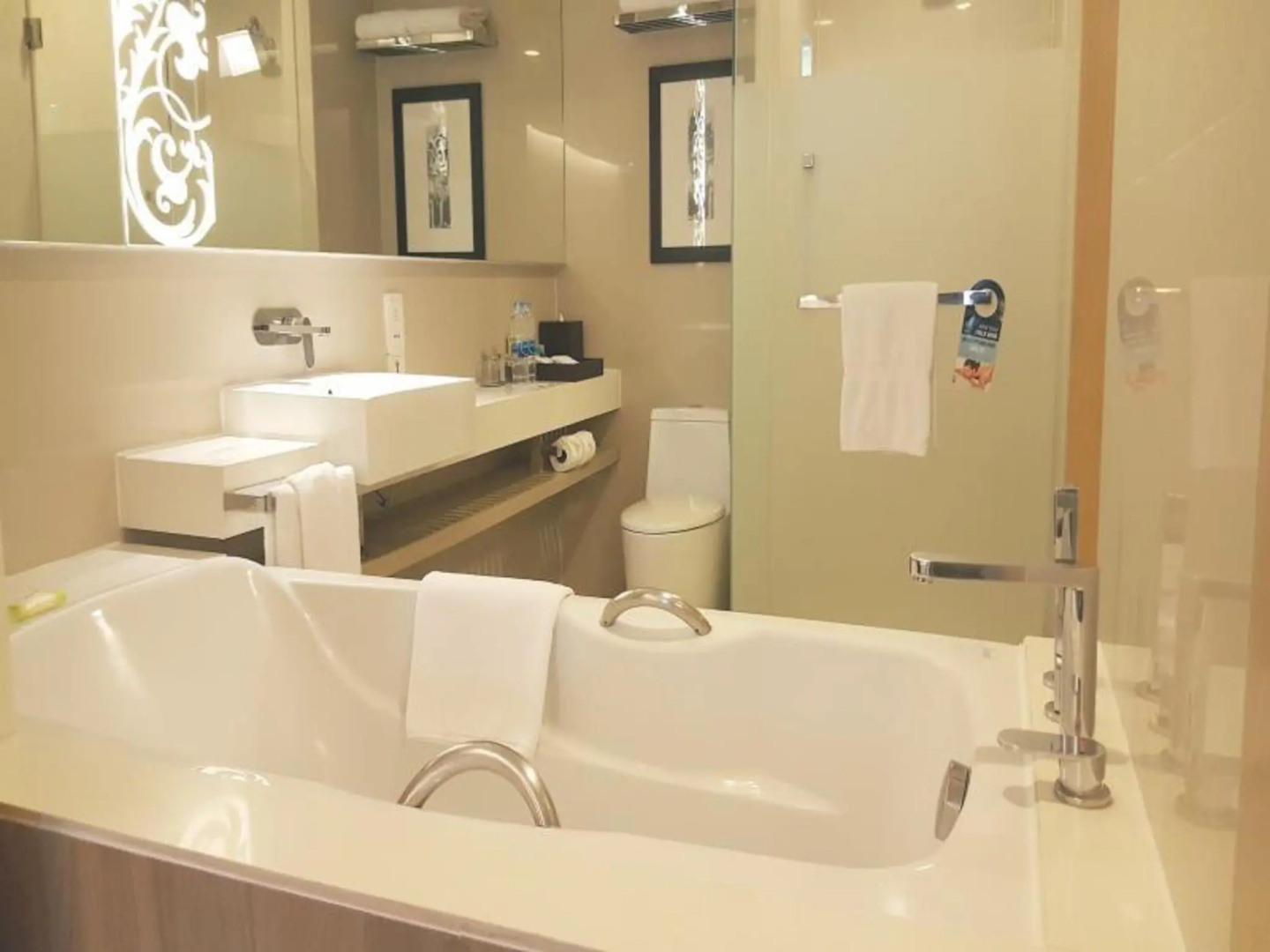 Four Points by Sheraton Bangkok, Sukhumvit 15