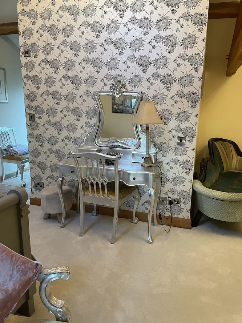 Rookery Barn an Amazing Country Retreat hot tub