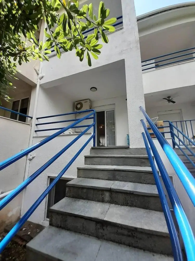 Impeccable 2-bed House in