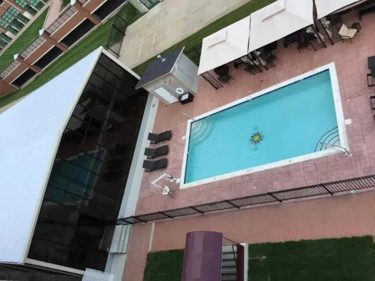 Roberts Riverwalk Hotel Detroit