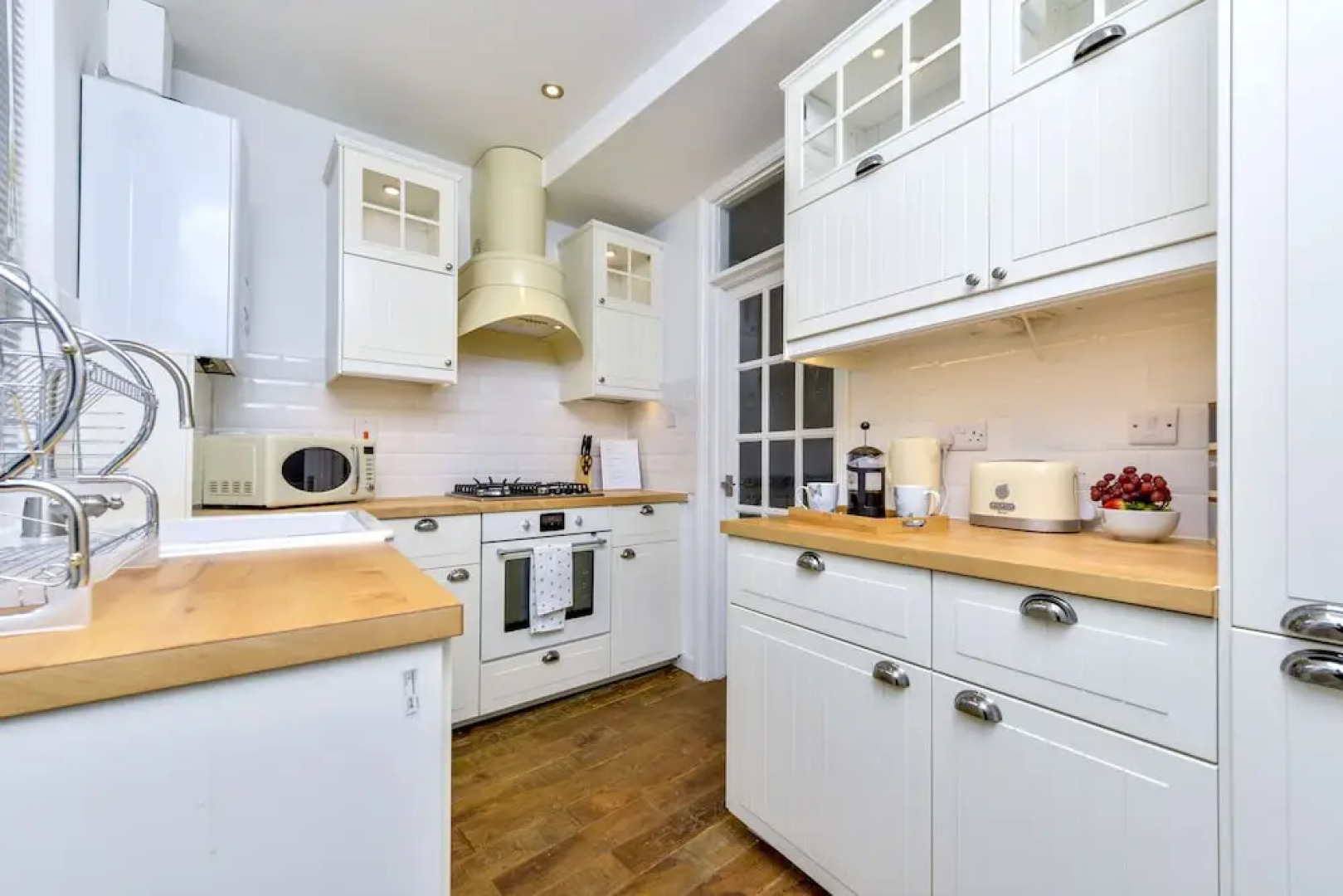 Scotgate House by Vose Nights