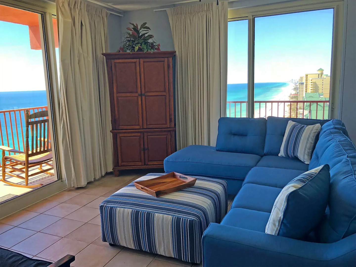 Shores of Panama Resort by Emerald View Management