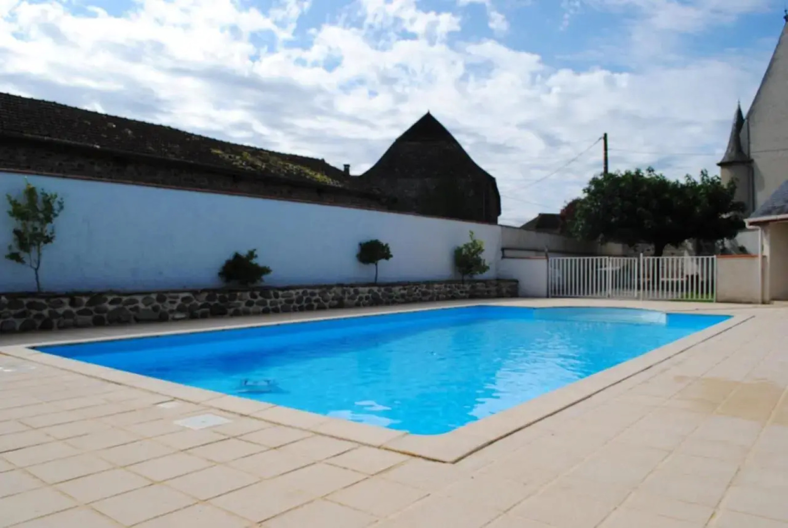 Gite Chateau D'espalungue, Piscine Et SPA