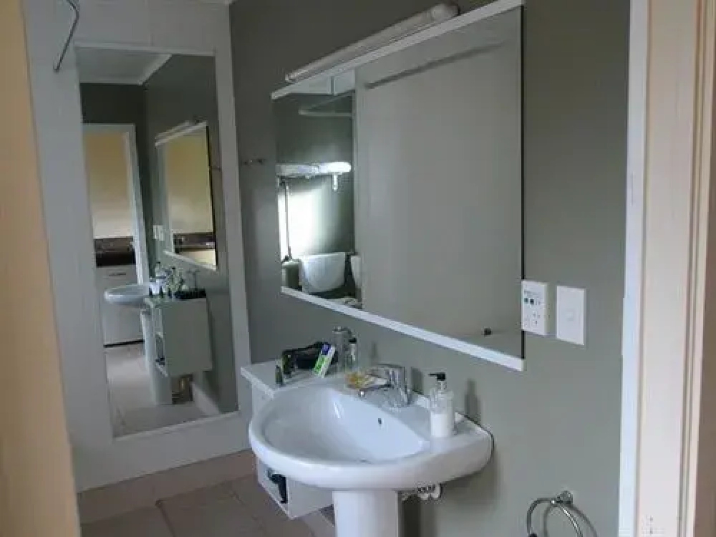 Shortland Court Motel