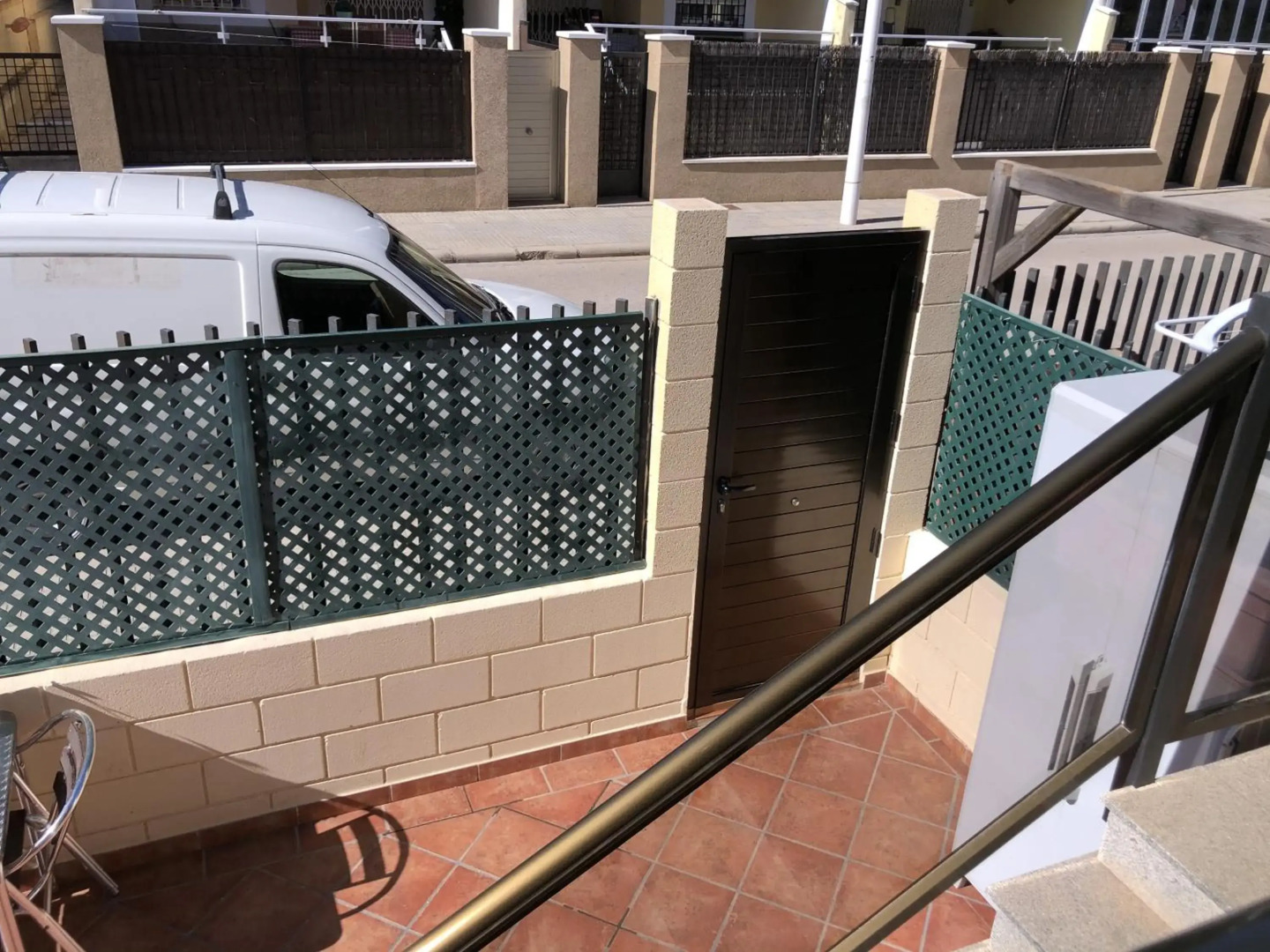 Apartamento junto al mar Los Marineros con acceso independiente por terraza