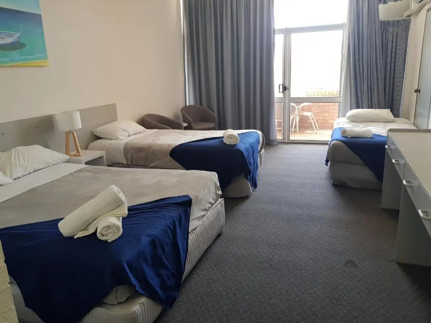 Seabreeze Beach Hotel