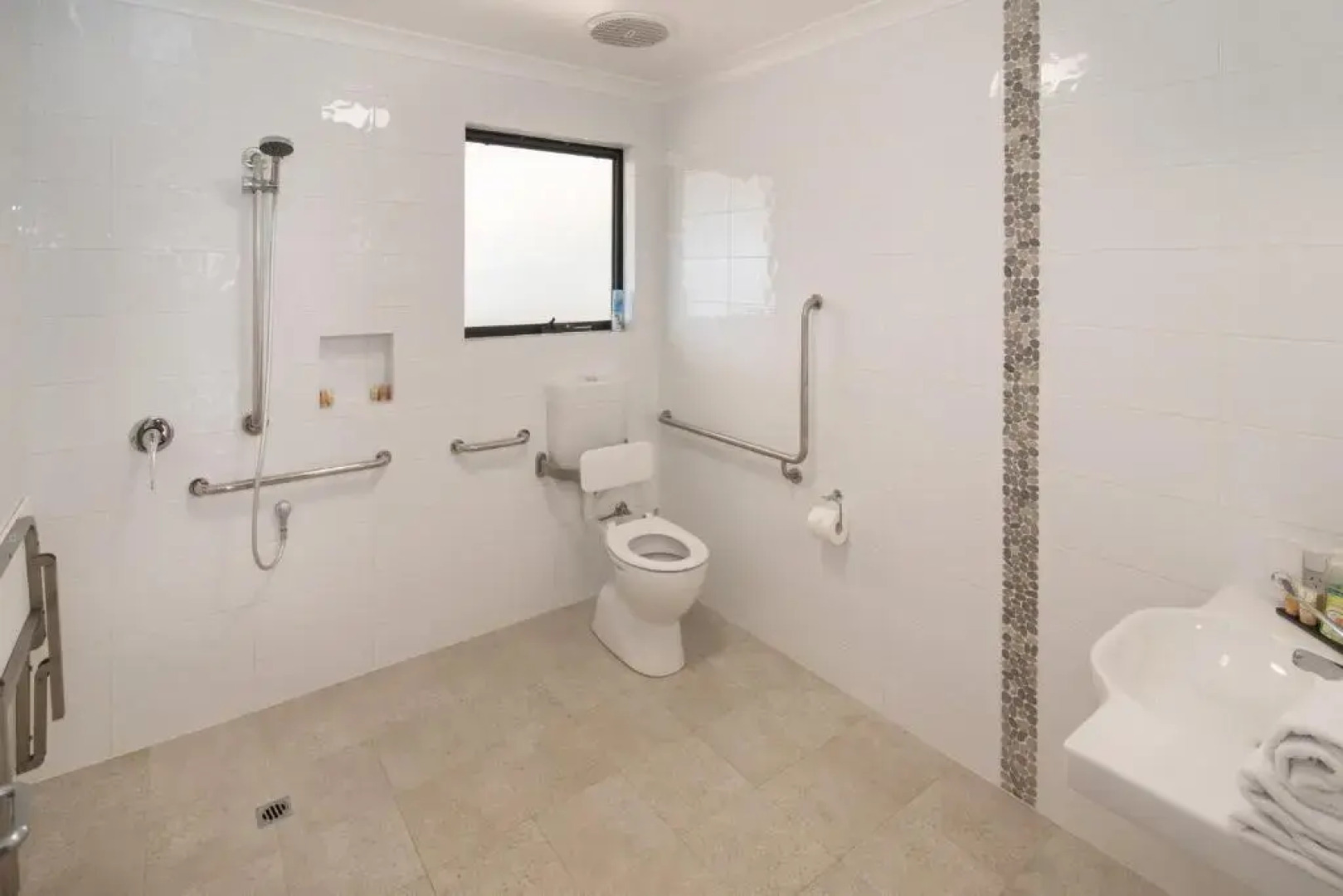 Redgate Forest Retreat