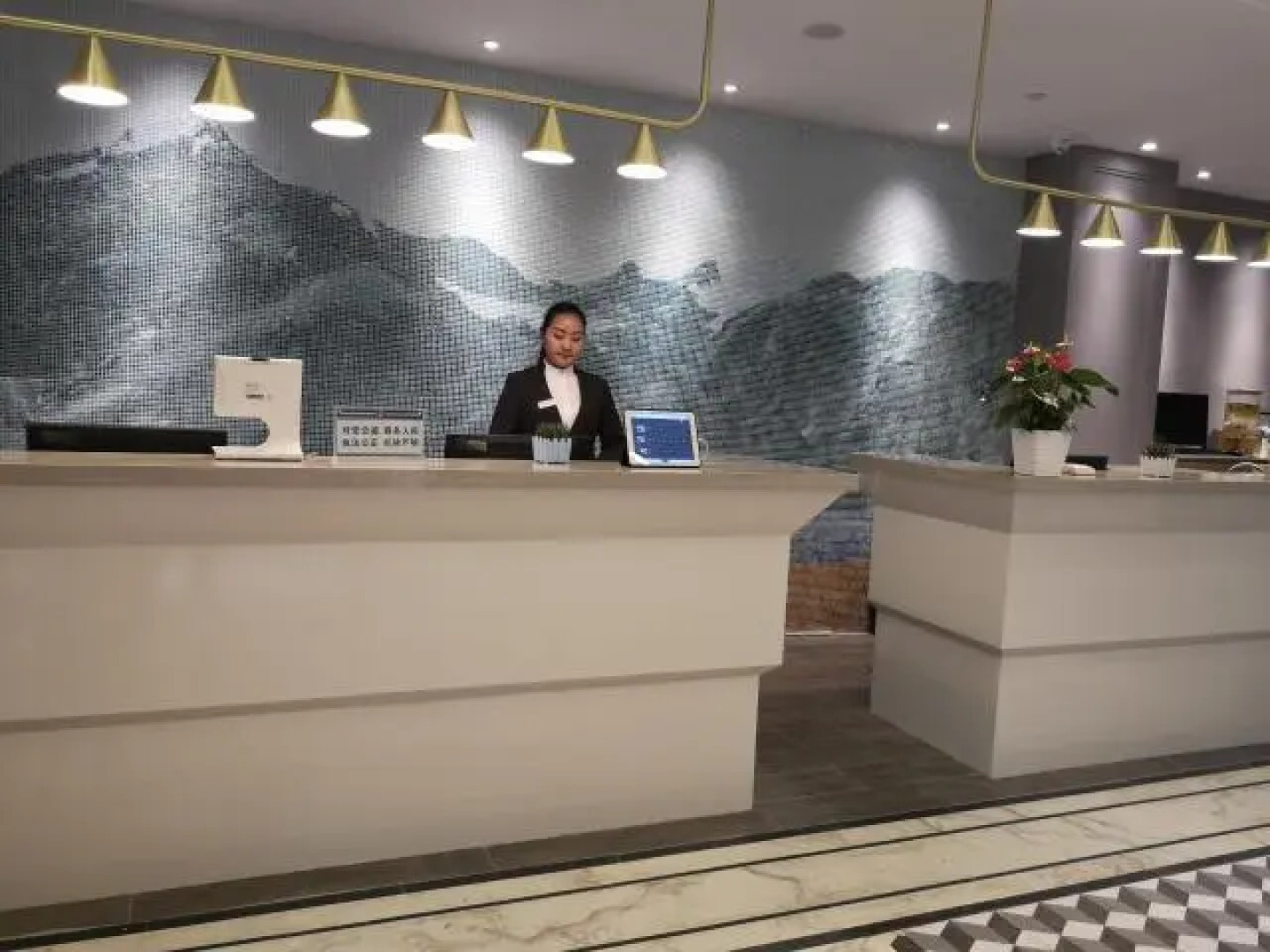 Magnotel Shigatse Tashilhunpo Monastery