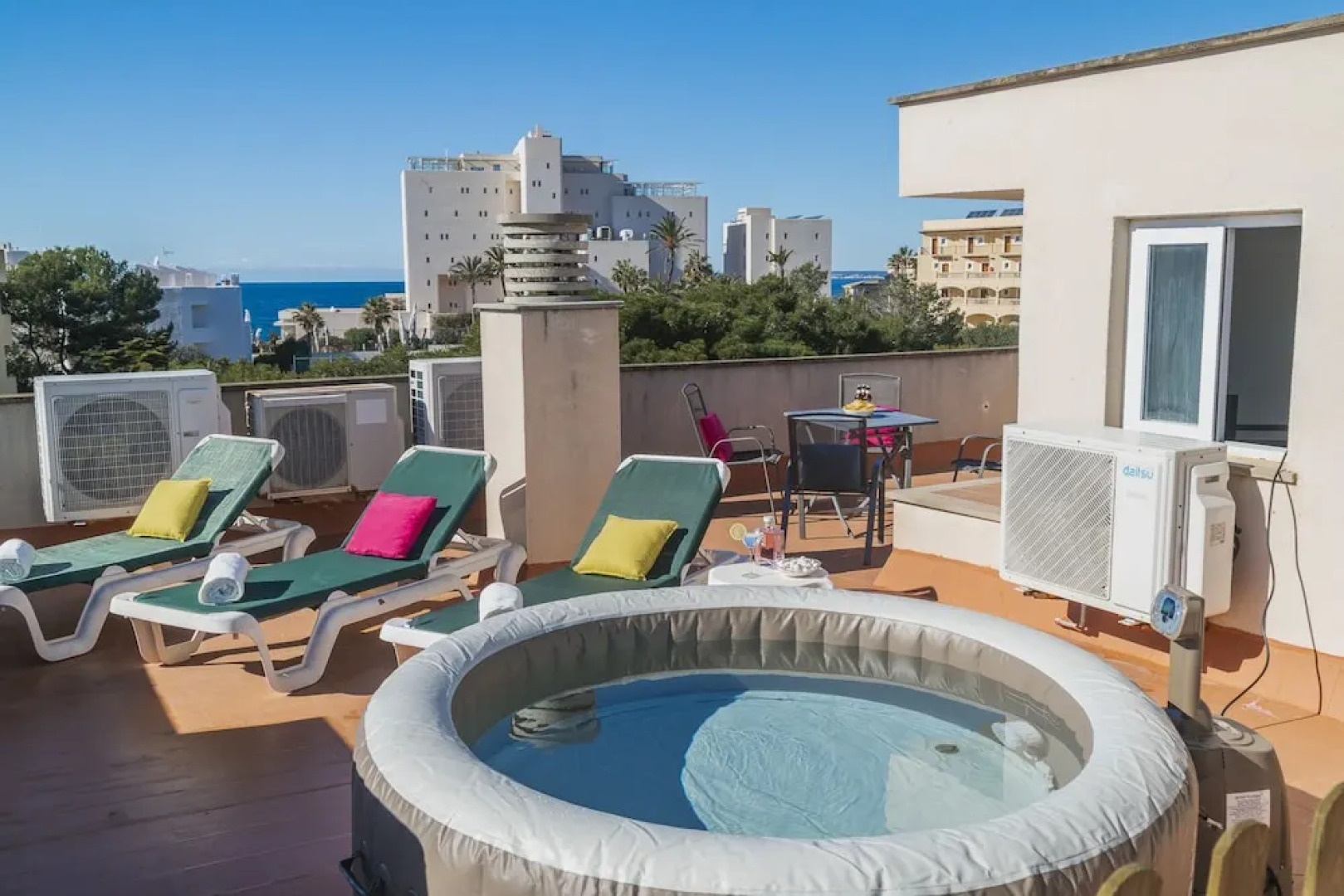 Tio Max Apartment IV