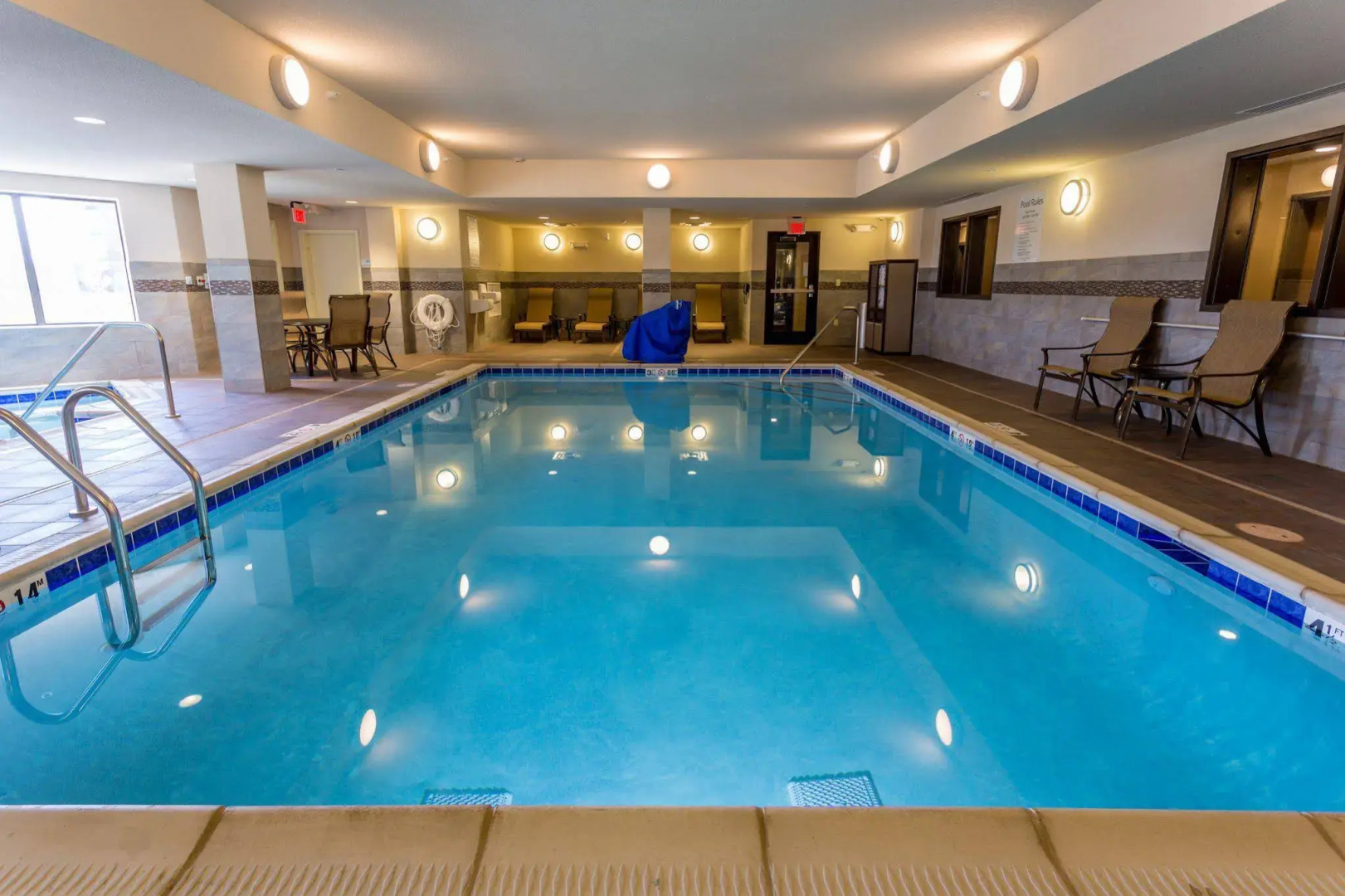 Holiday Inn Express & Suites Billings by IHG