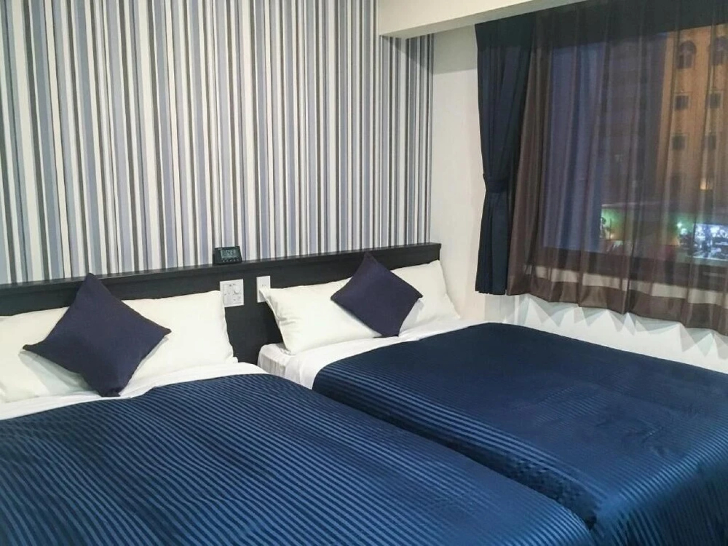 Hotel Livemax Yokkaichi-ekimae