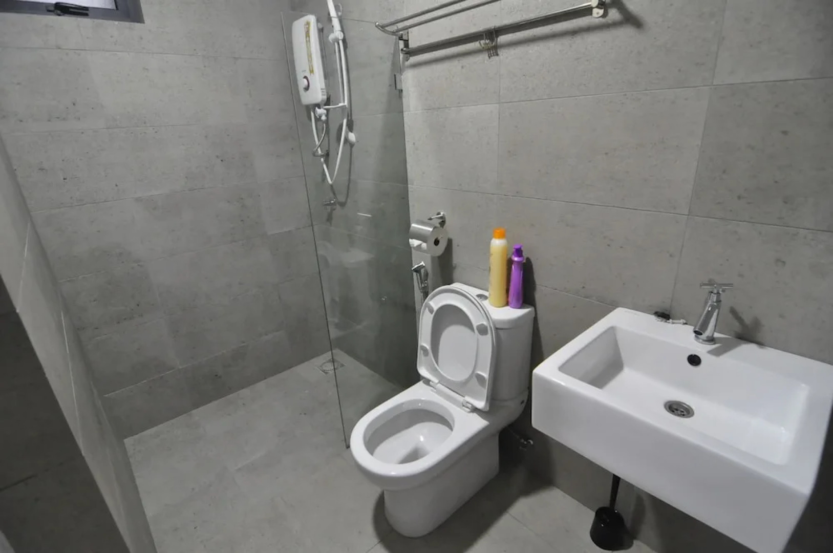 COOP Stay Kenwingston Square Garden