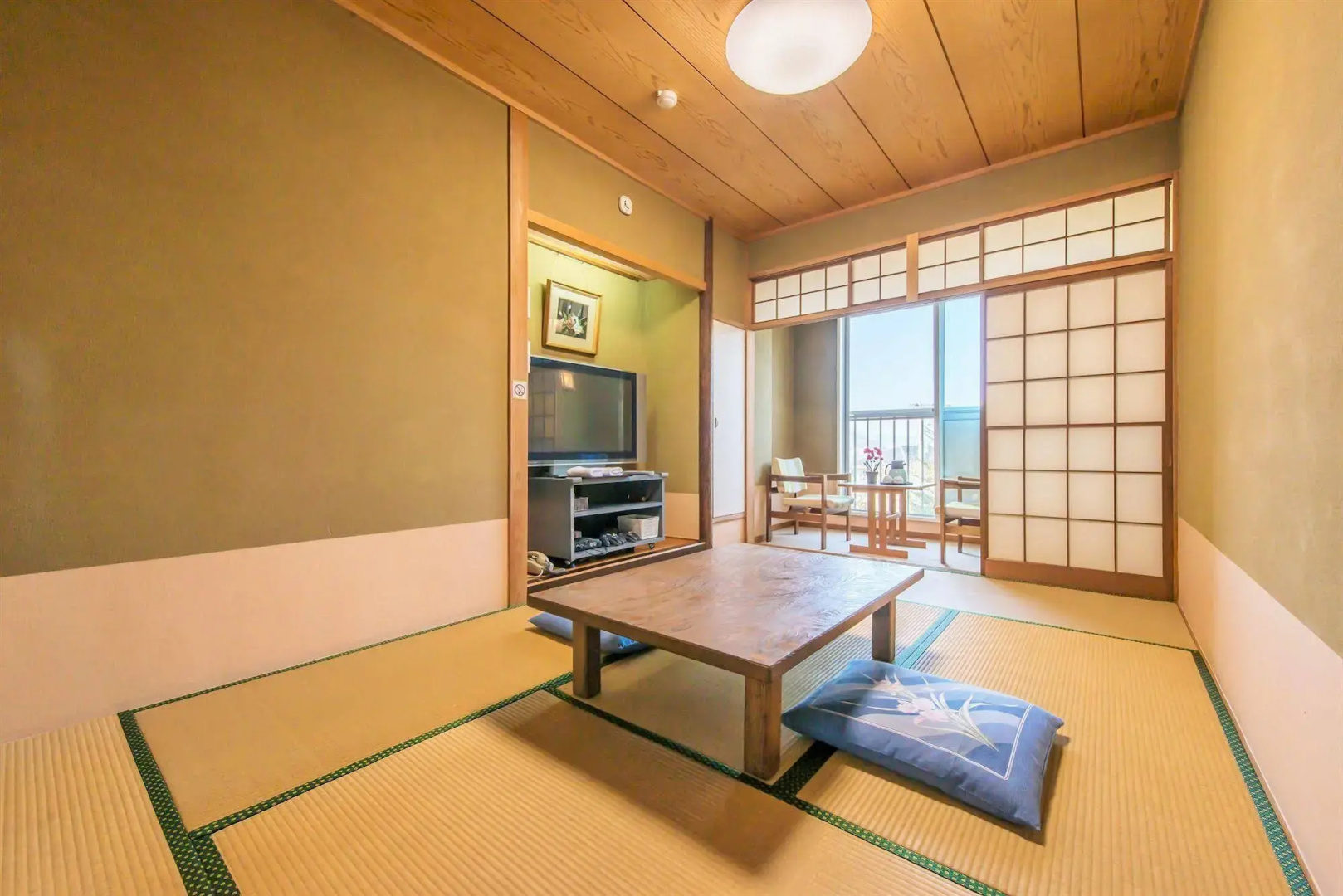 Atami Red House