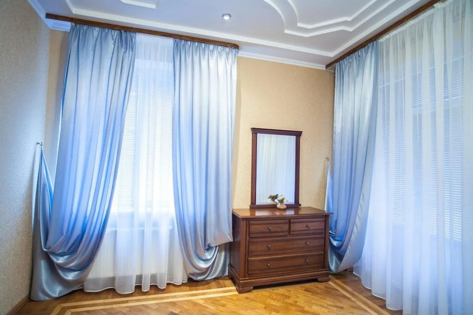 Hotel Complex Uhnovych