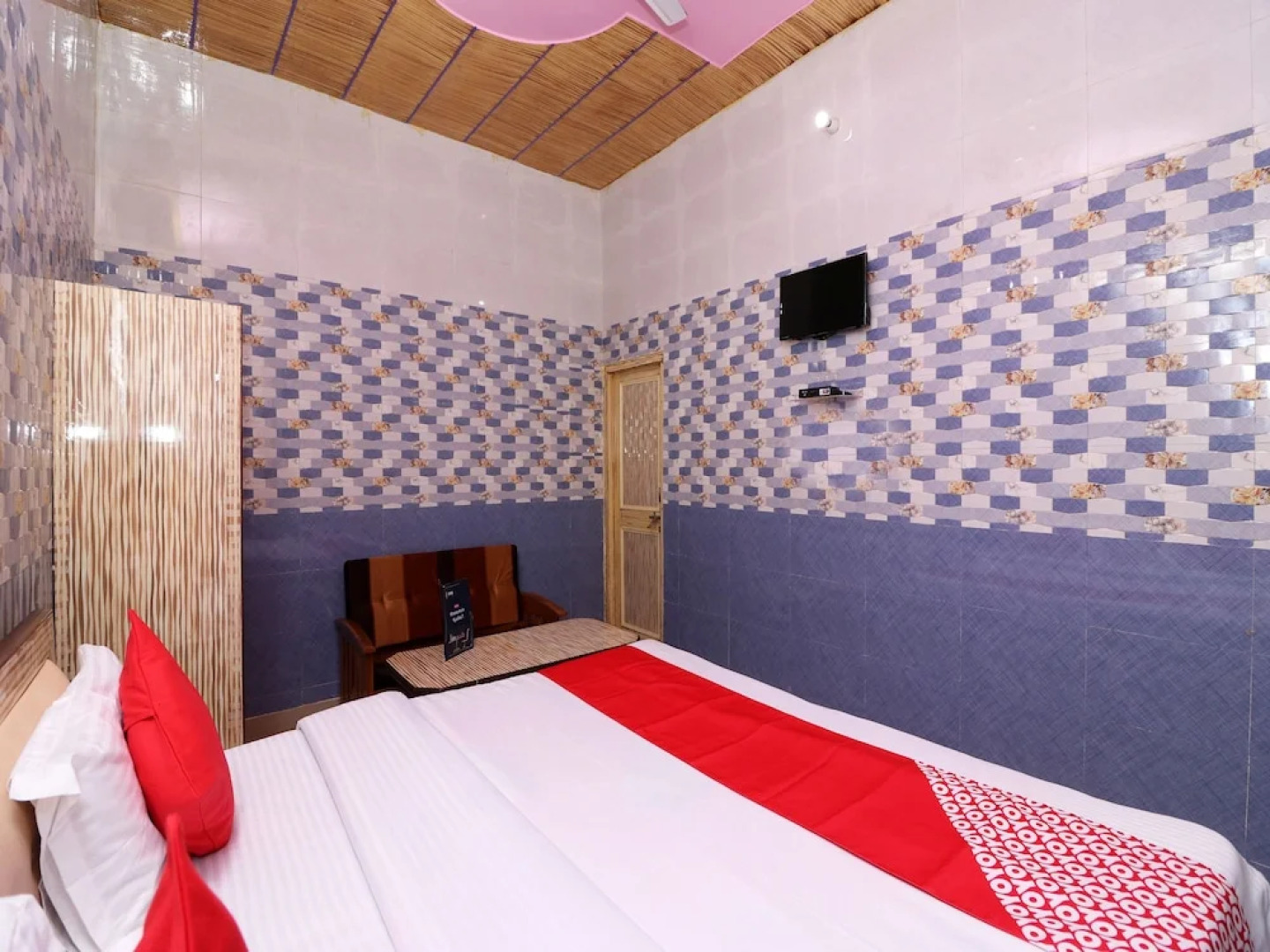 OYO 22646 Jyoti Hotel