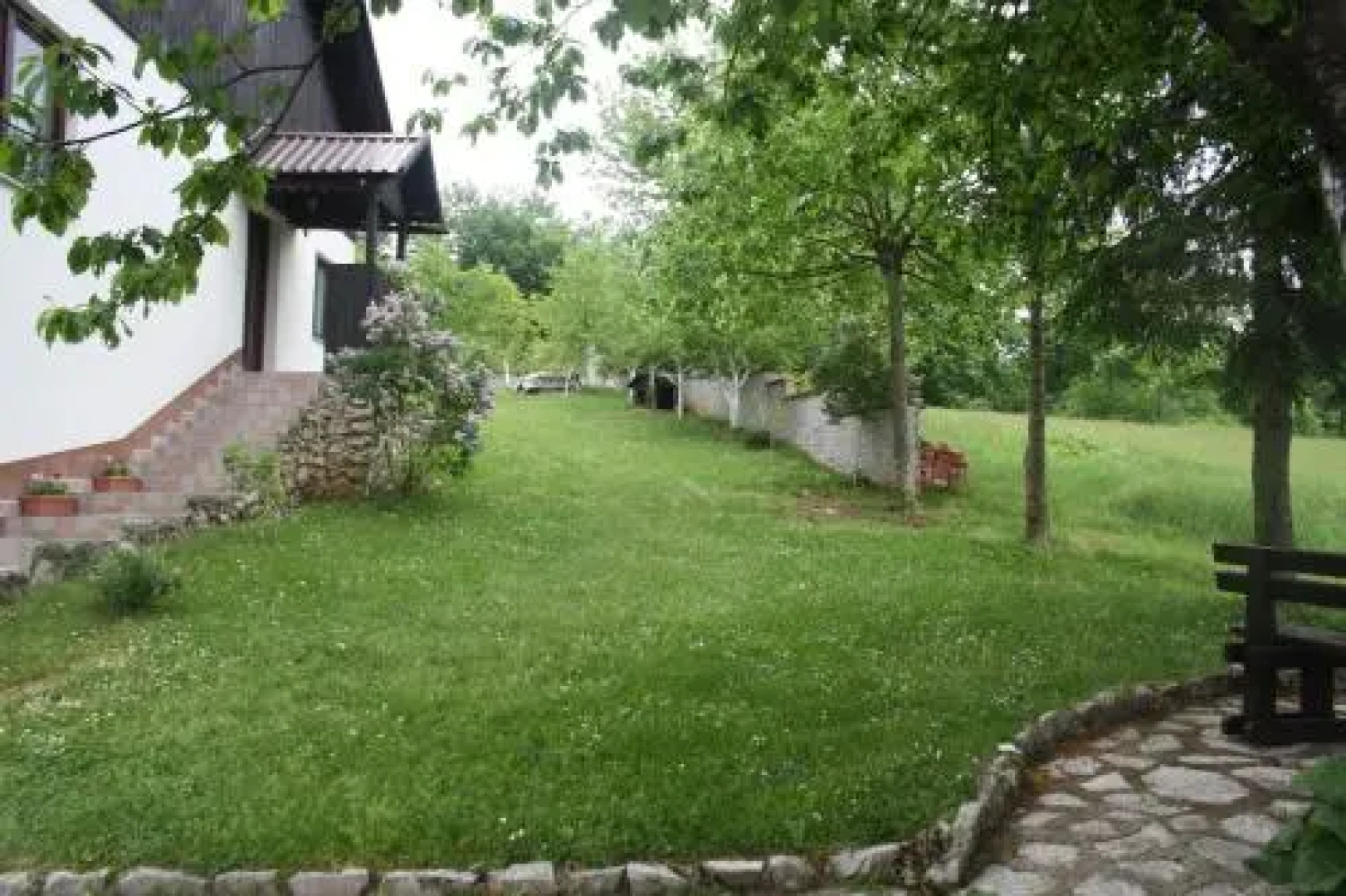 Guest House Tone