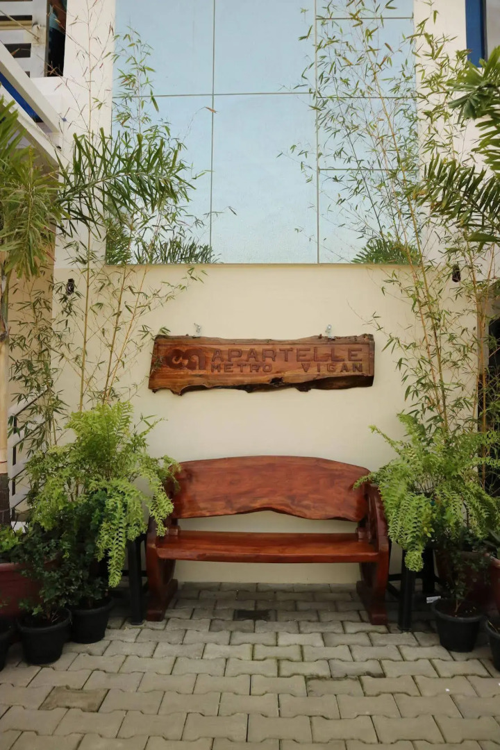 EA Apartelle - Metro Vigan - Hostel