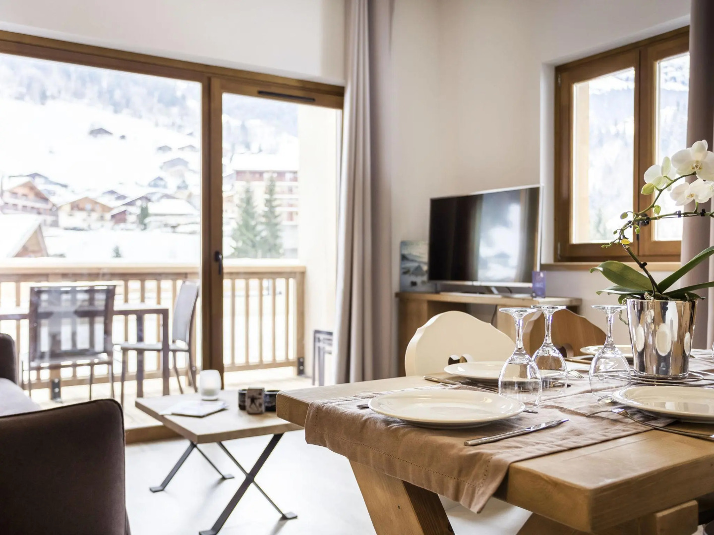 Chic apartment 300 m from the ski lift in a mountain village
