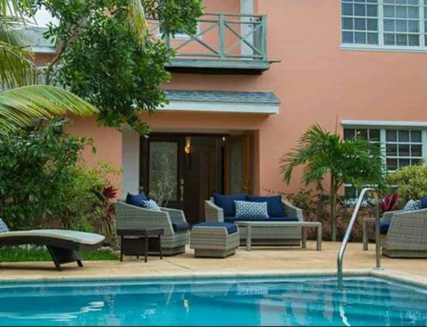 Dunn's House Harbour Island House With Pool