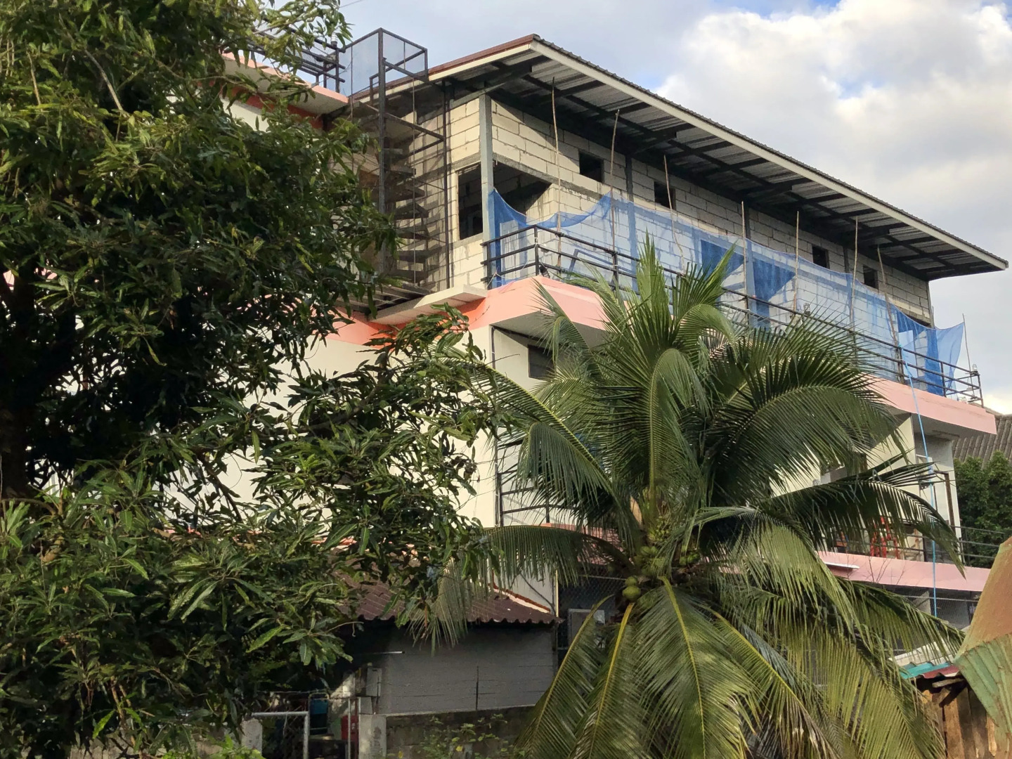 Sandee Place Mountain View Chomthong