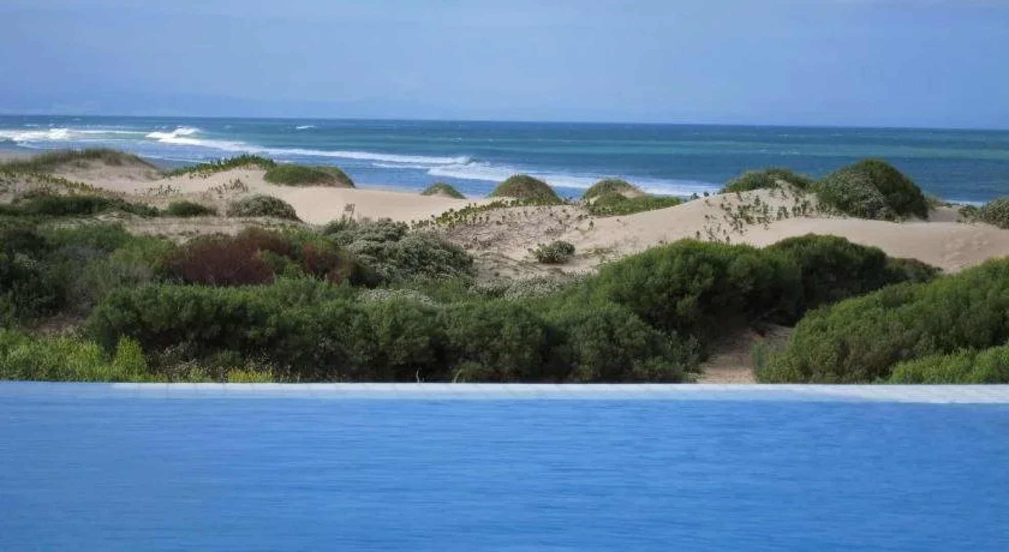 Moya Manzi Beach House