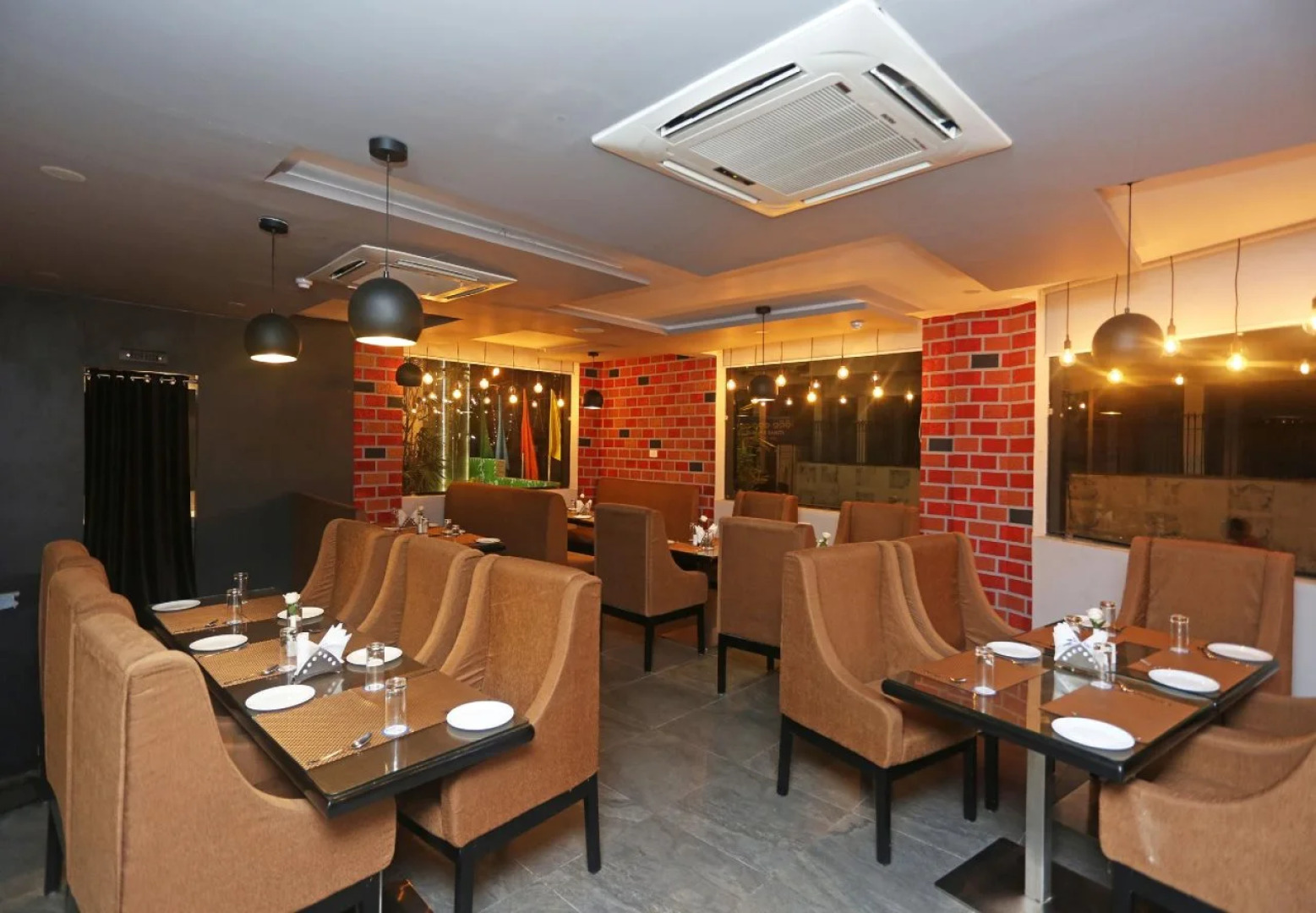 The Blue Lagoon Hotel Premium