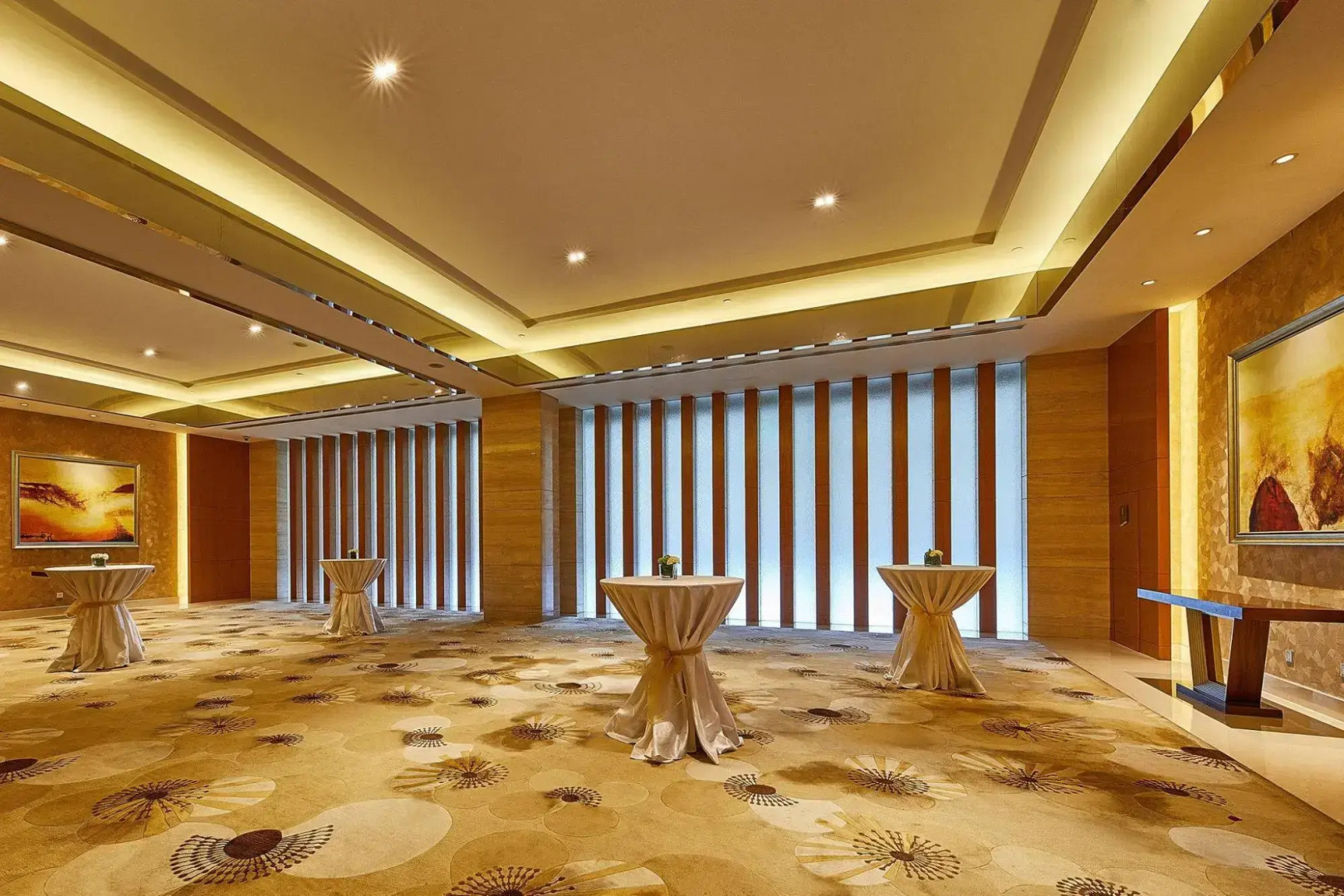 The Westin Nanjing Xuanwu Lake