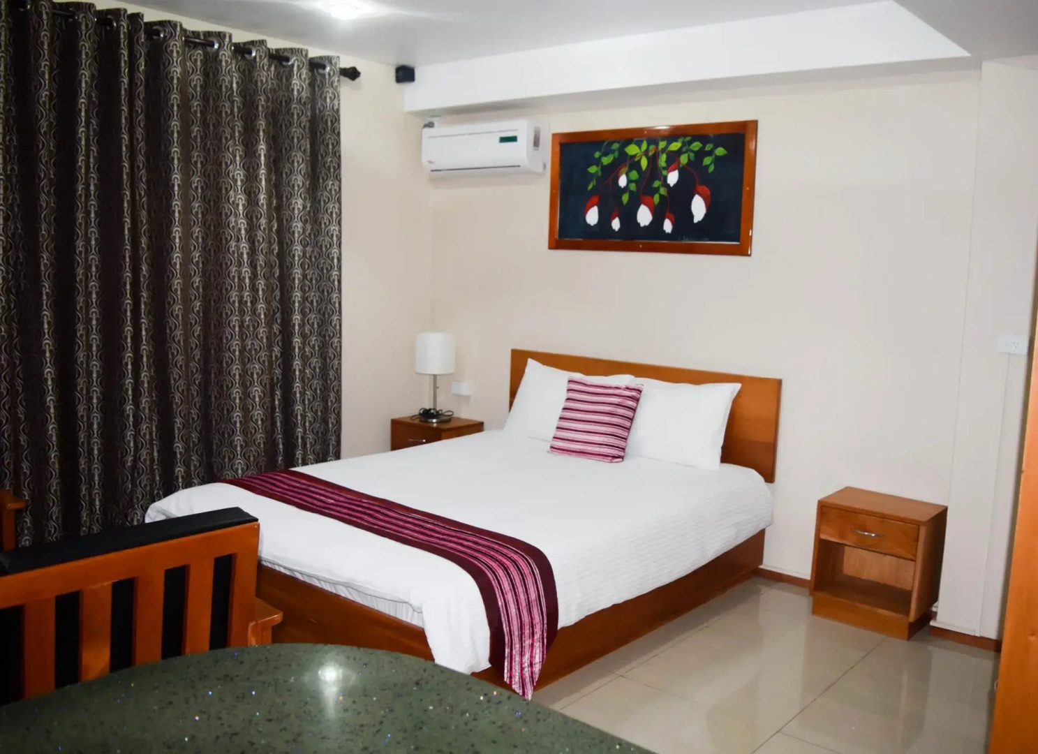 Al-Minhaj Service Apartments