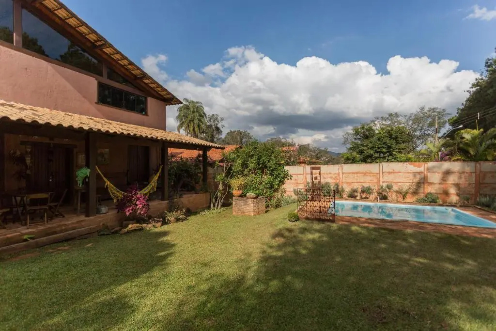 Tiô Isolda Artes & Hospedaria