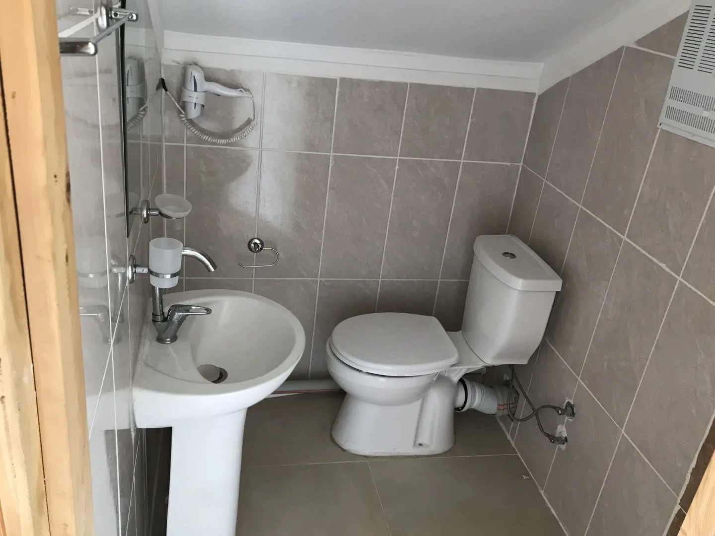 Ayanya Beach & Bistro Bungalows