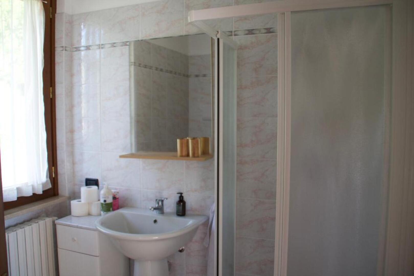 Casa Cecilia, 2 Bedrooms, 1 Bathroom, Lake View, Pool