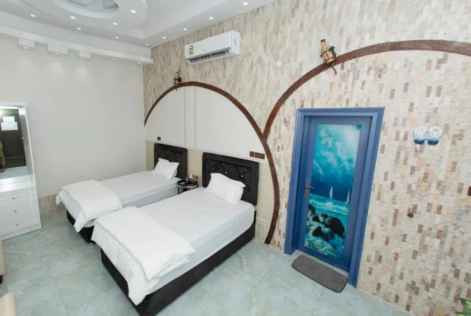 Nhar Accommodation House