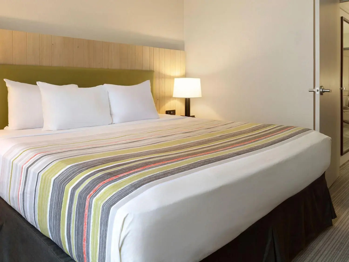Country Inn and Suites by Radisson Bel Air Aberdeen MD