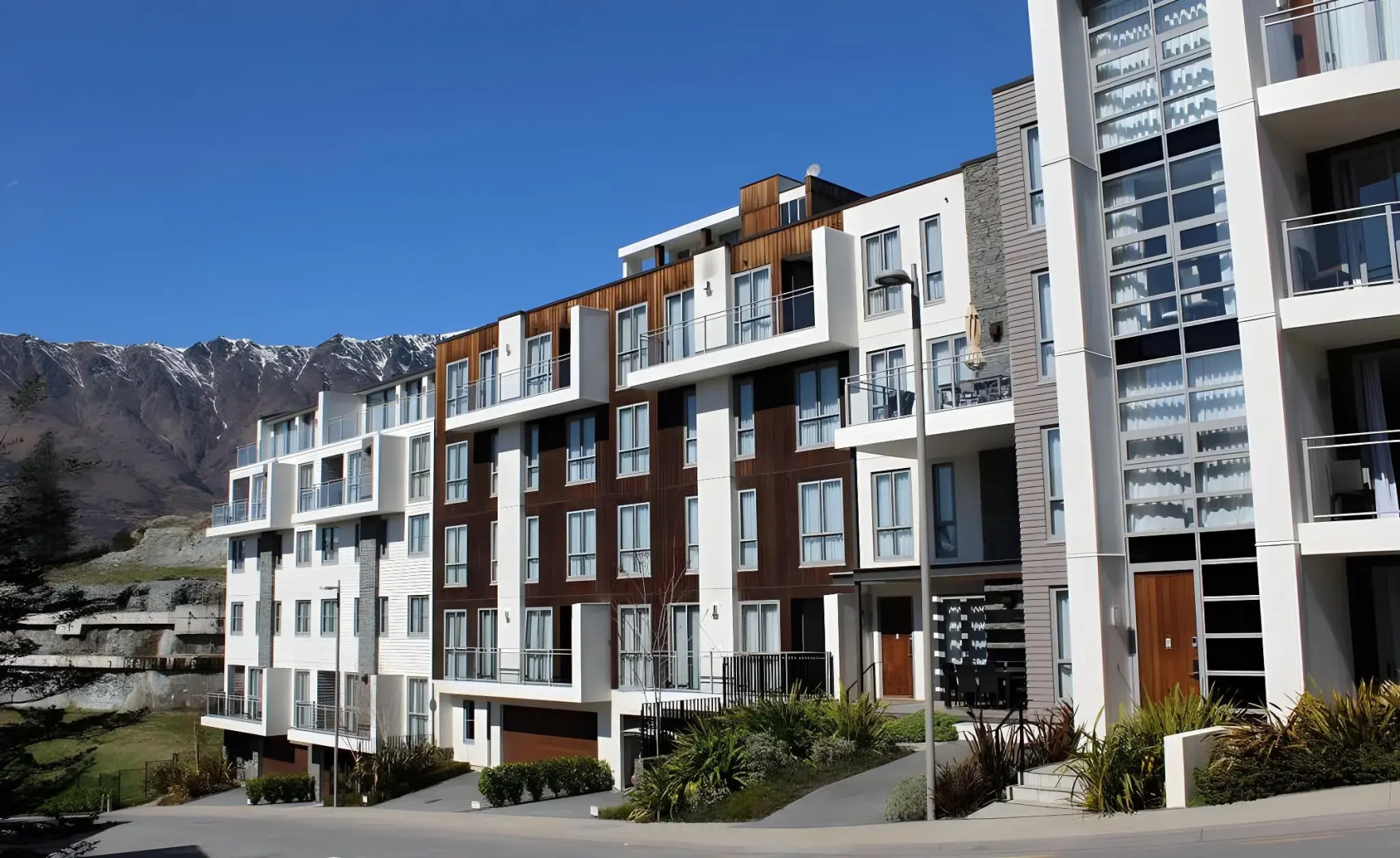Queenstown Village Apartments