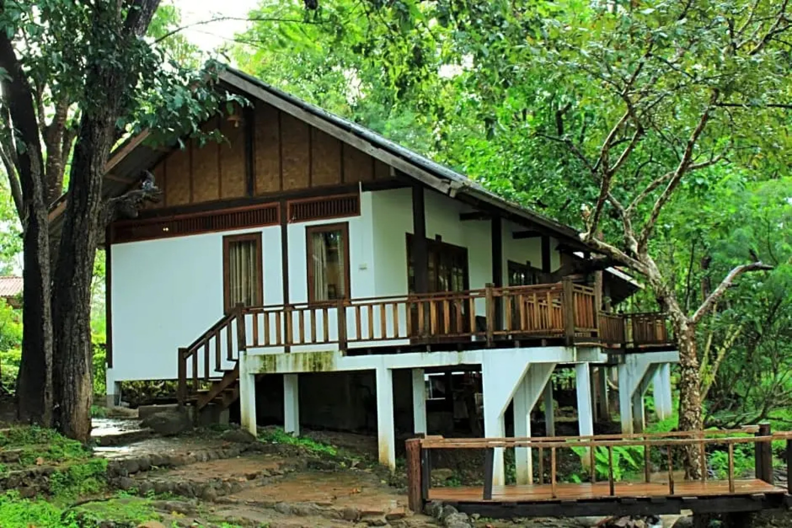 Tadlo Lodge