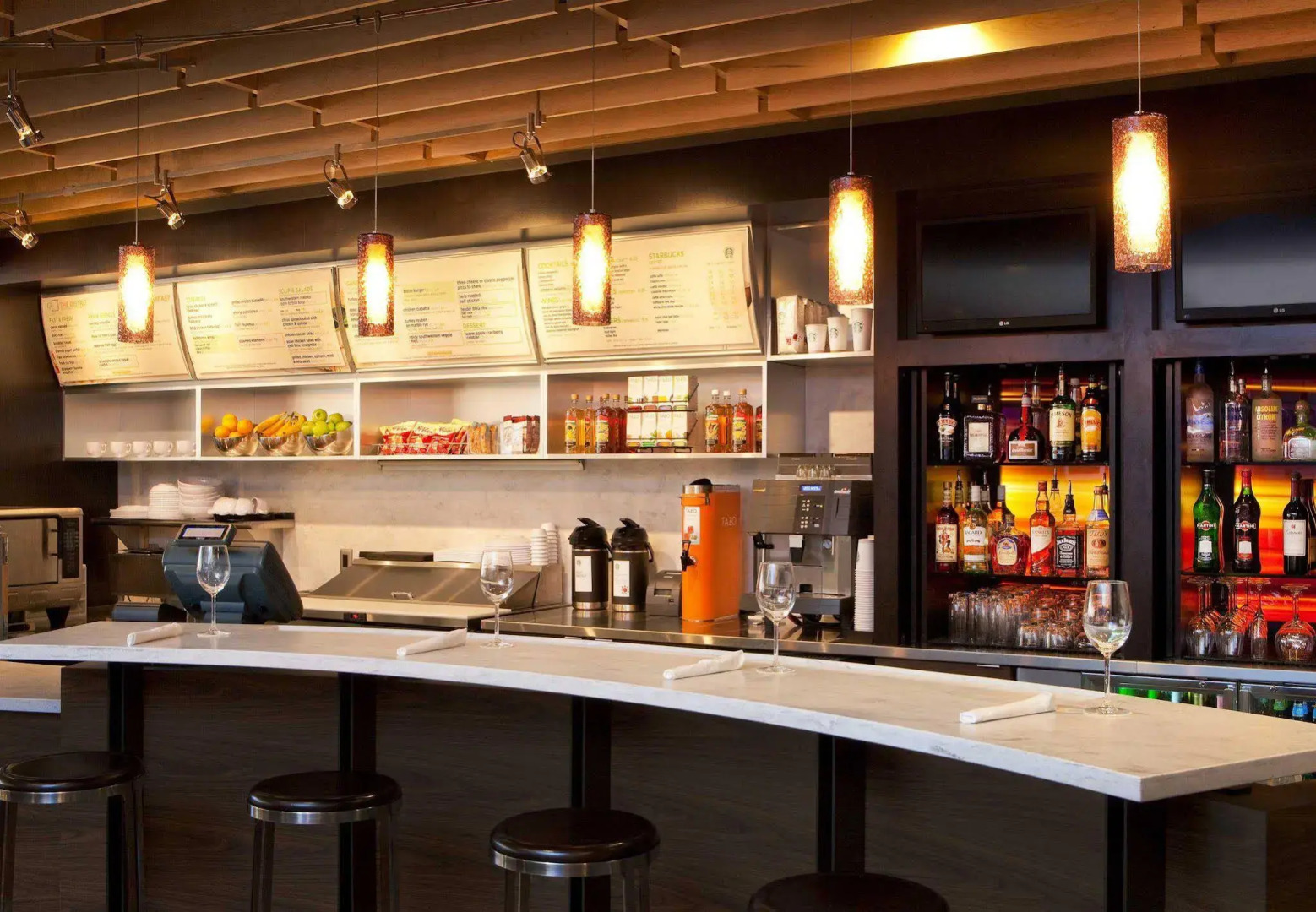 Courtyard Syracuse Downtown At Armory Square