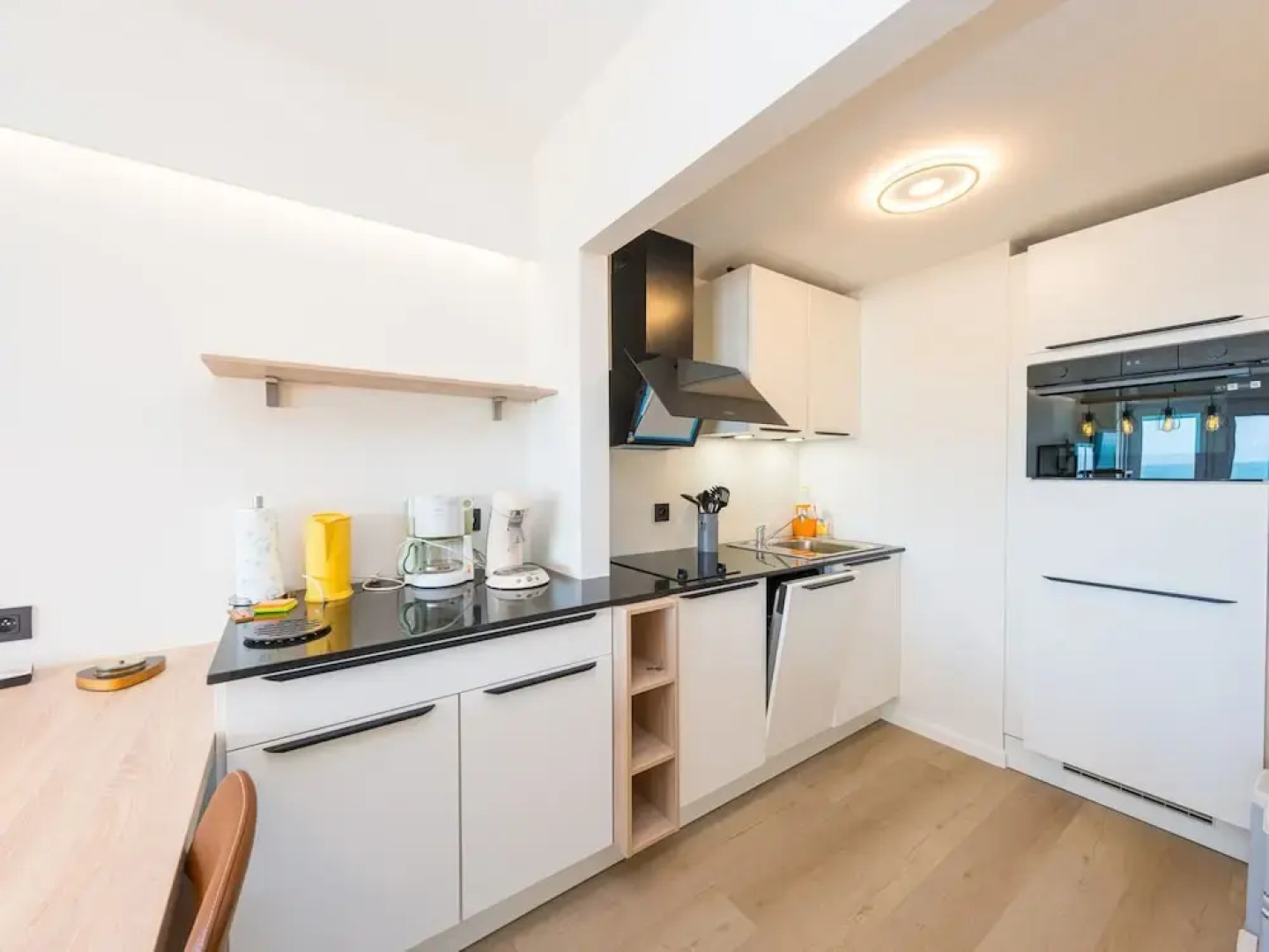 Attractive Apartment on the 7th Floor