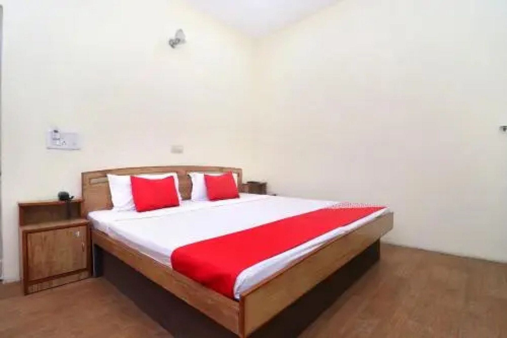 OYO 19754 Ms Residency