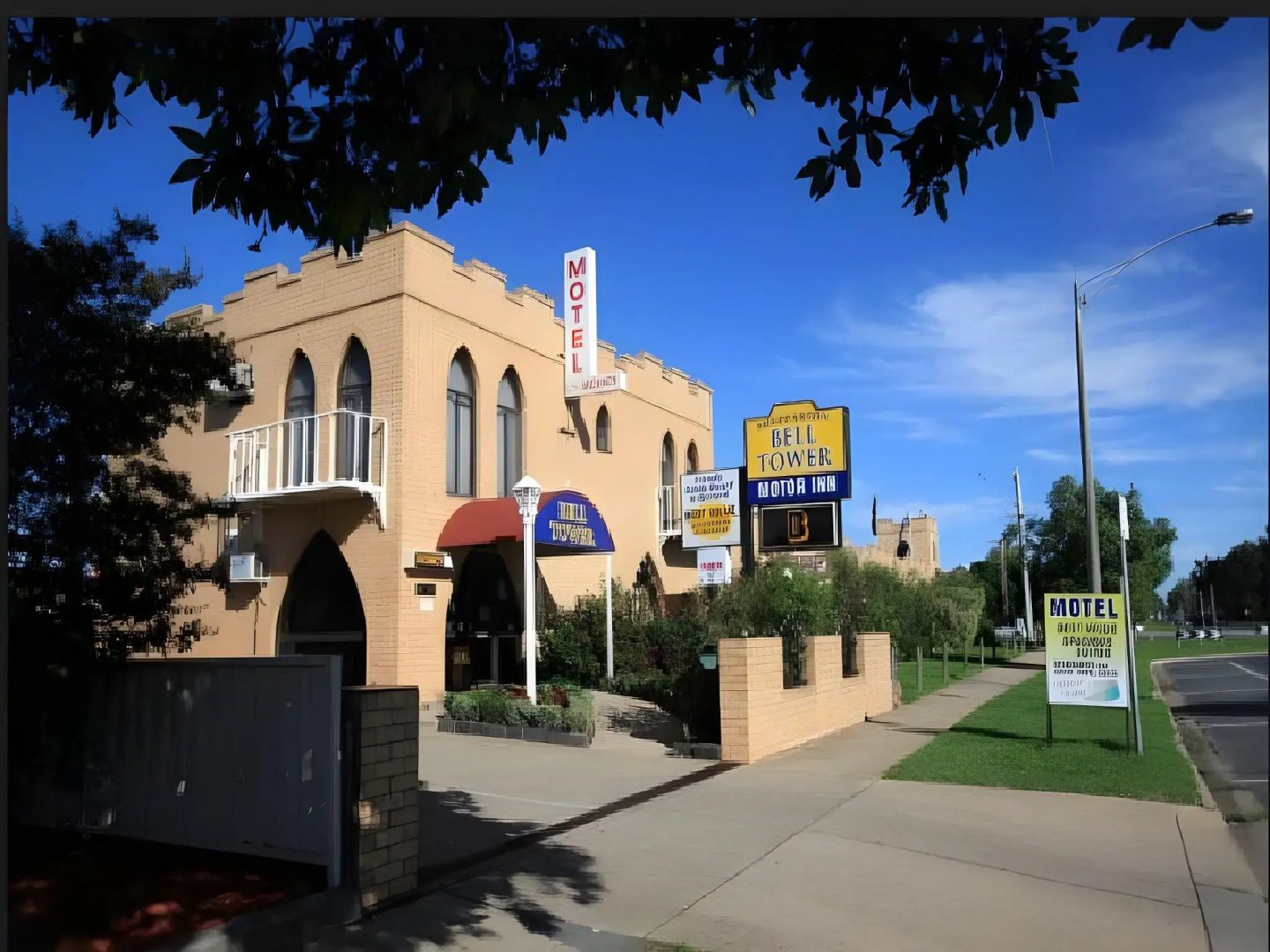 Bell Tower Motor Inn