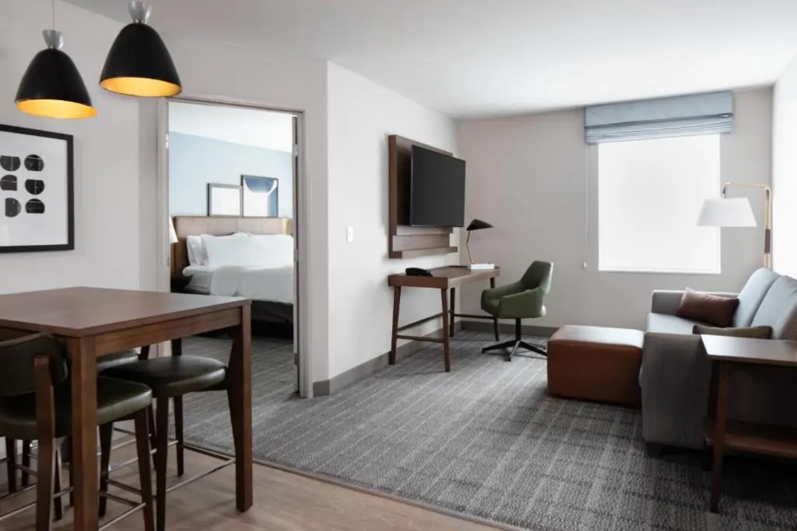 Staybridge Suites Iowa City Coralville by IHG