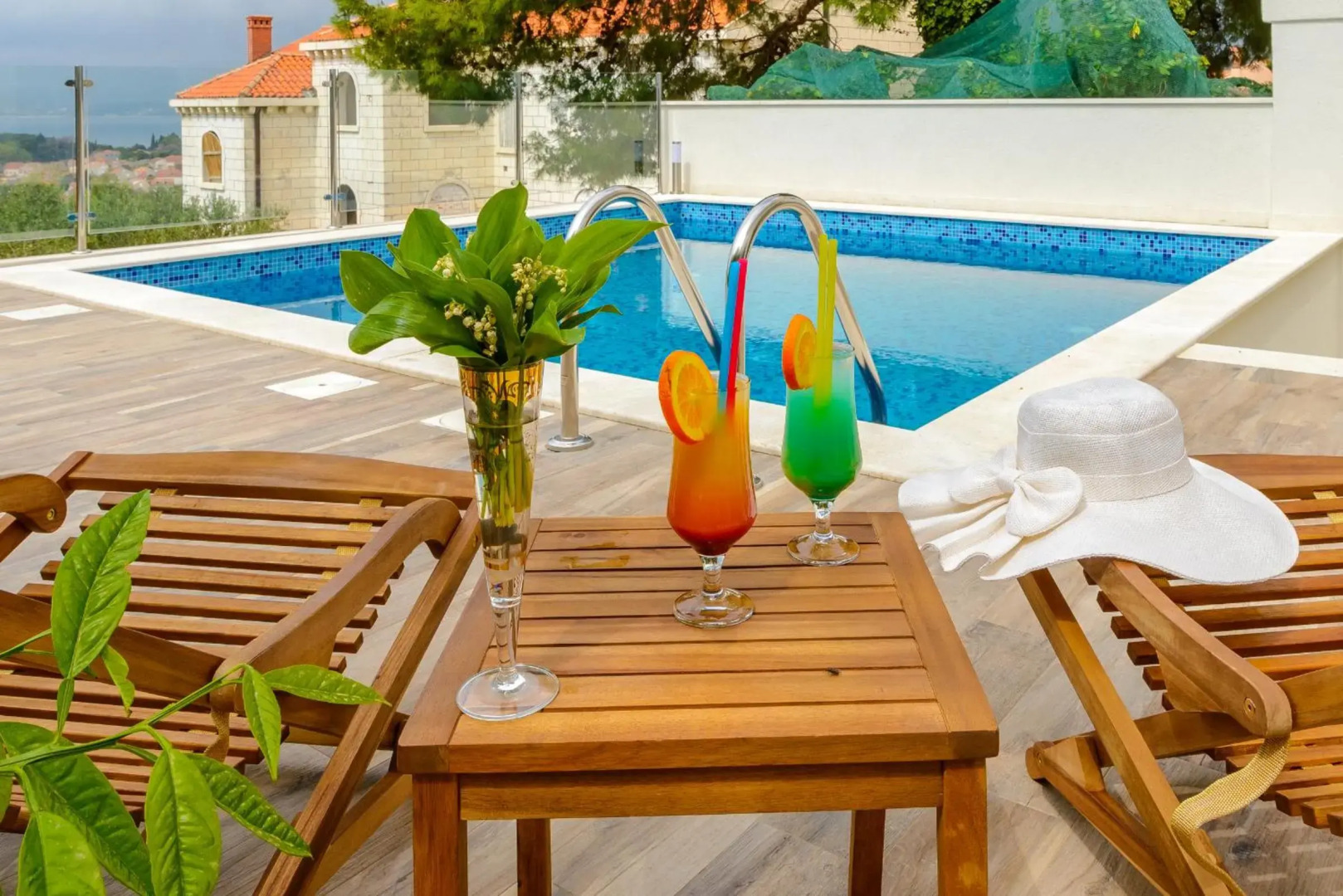 Tandem Apartments with Swimming pool