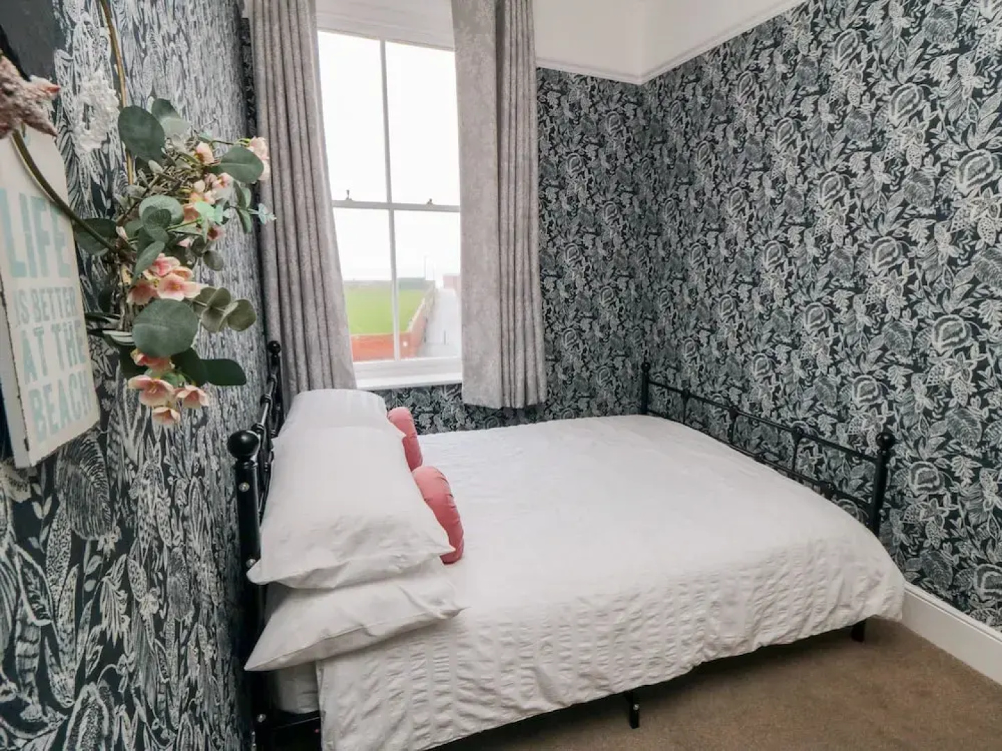 No.20 The Headland