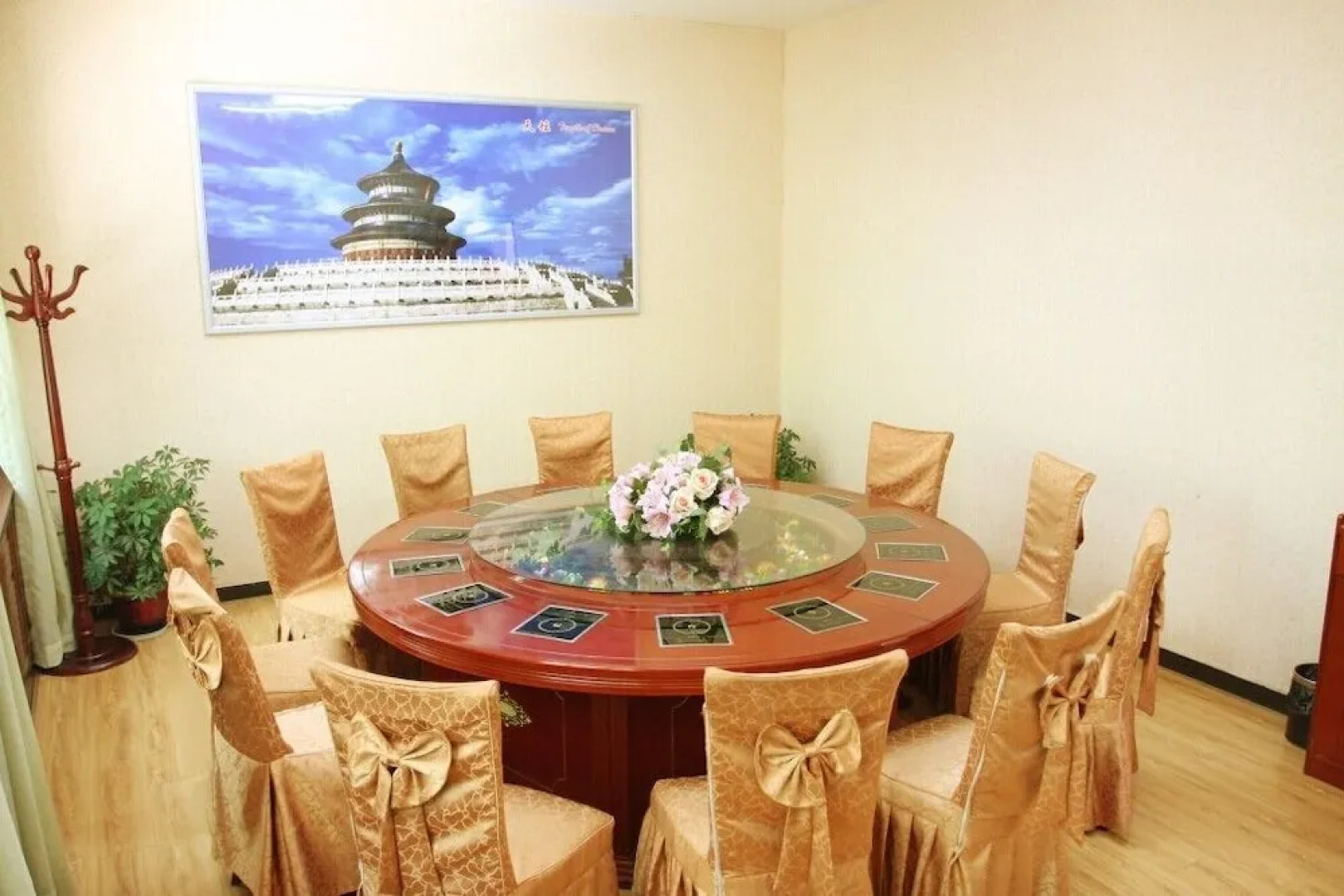 Beijing Silvery Ocean Hotel