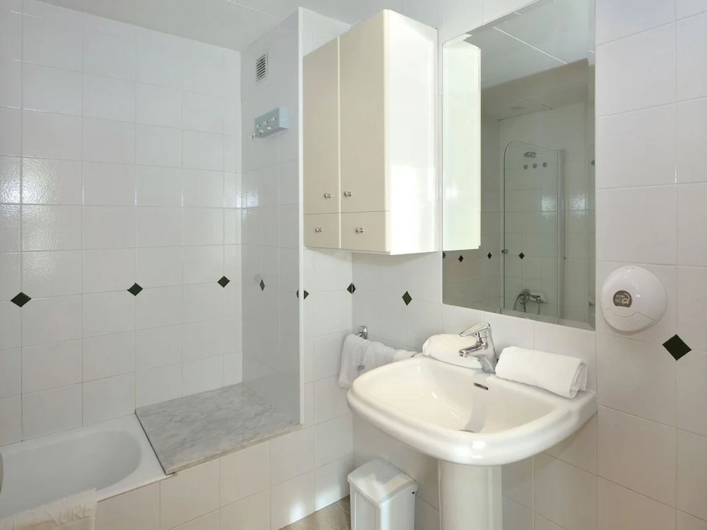 Nice Apartment With Microwave in the Middle of the Pyrenees